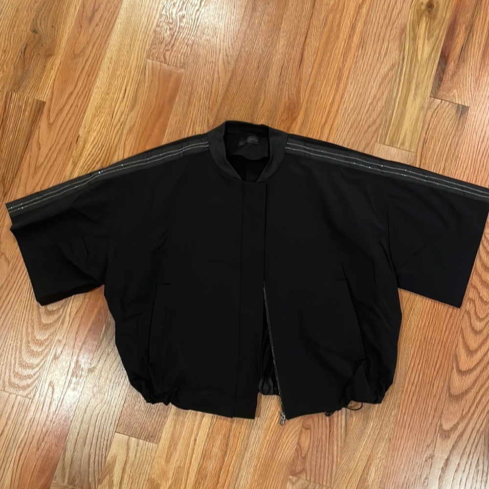 Dorga’s New York Vintage cropped jacket